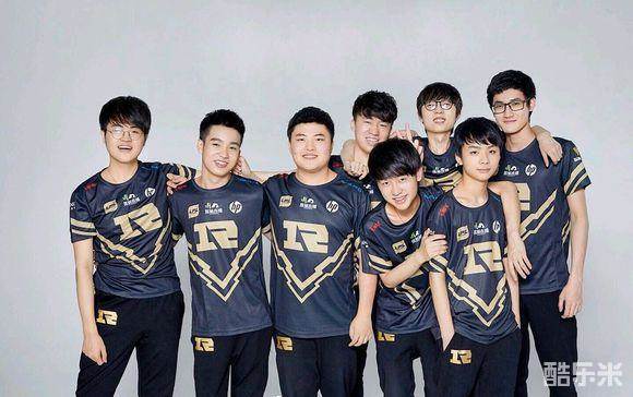 进入足球职 进入足球职