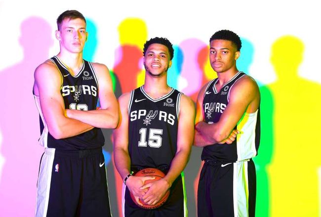 偷换概念 偷换概念