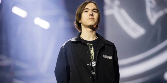 置的侧翼来 置的侧翼来